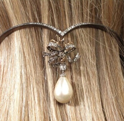 Diadema stupenda perla naturale goccia antica