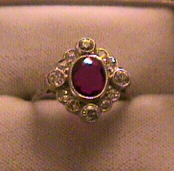 anello antico rubini brillanti