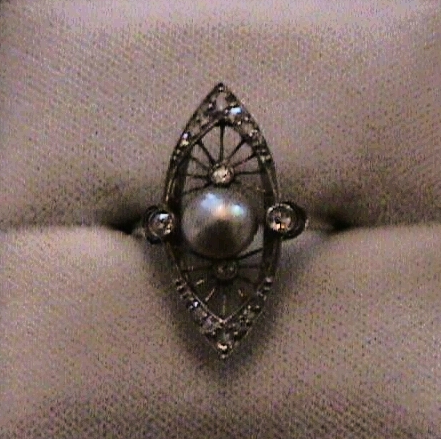 anello antico platino perla naturale